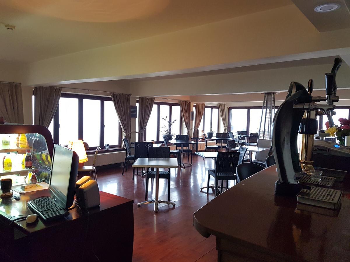 Αγία Θεοδώρα Αρκαδία Hotel Isaris Buitenkant foto